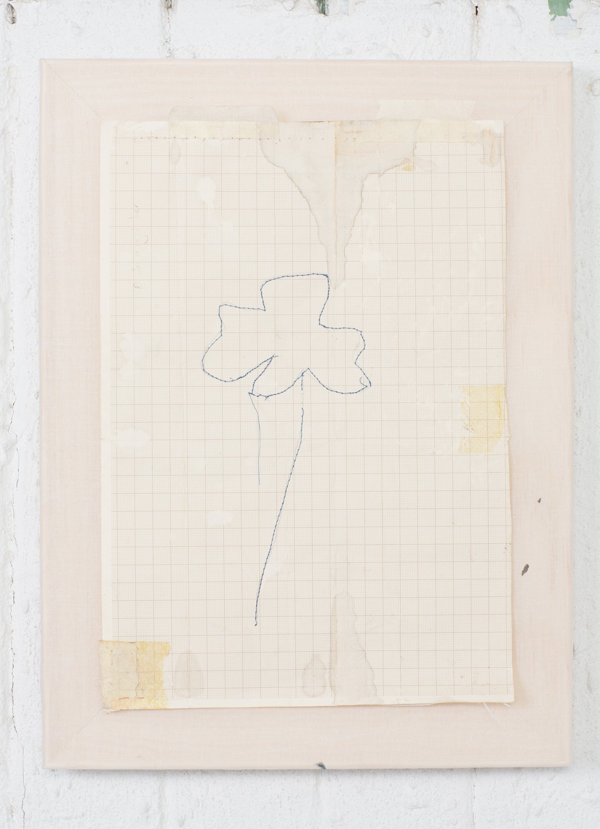 Ida Aurora Høiklev Ribu - "Make" #3, broderi, tegning, lin, og bomull organza, 30 x 40 x 2 cm.
